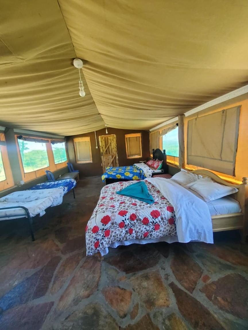 Bed and Breakfast Ilkerin Camp Maasai Mara Sekenani Exterior foto